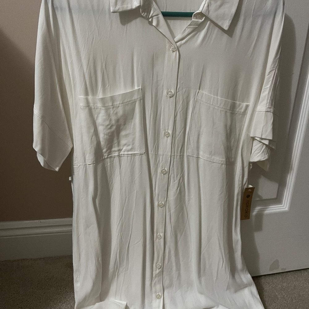 White shirt/dress